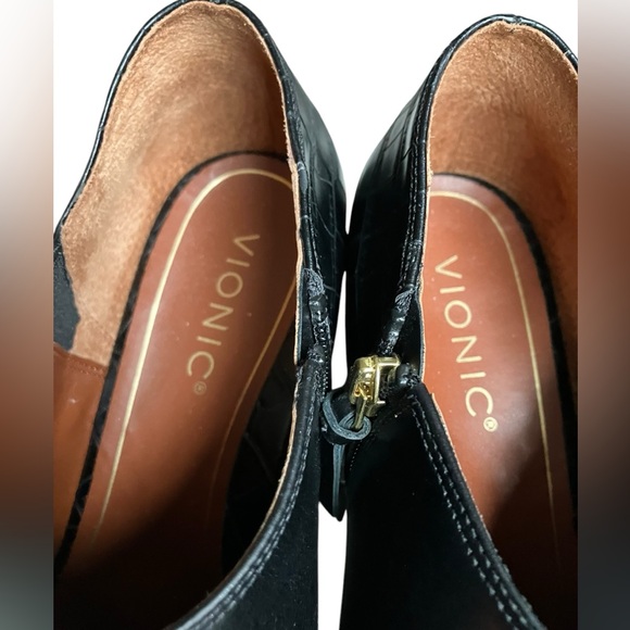Vionic Linda Heeled Shortie Bootie Leather Shoes Croc Embossed Black Size 10 - Picture 15 of 16
